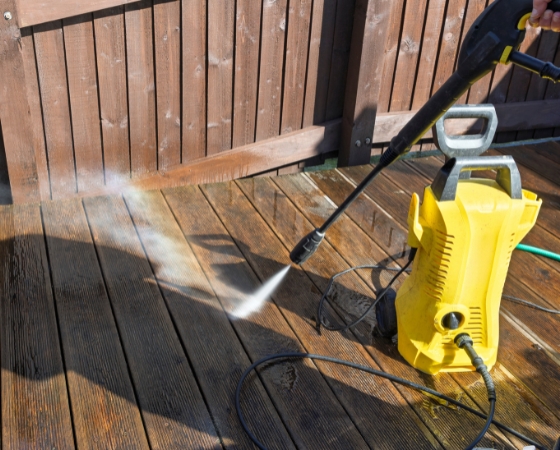 Decks & Fences Power Washing
